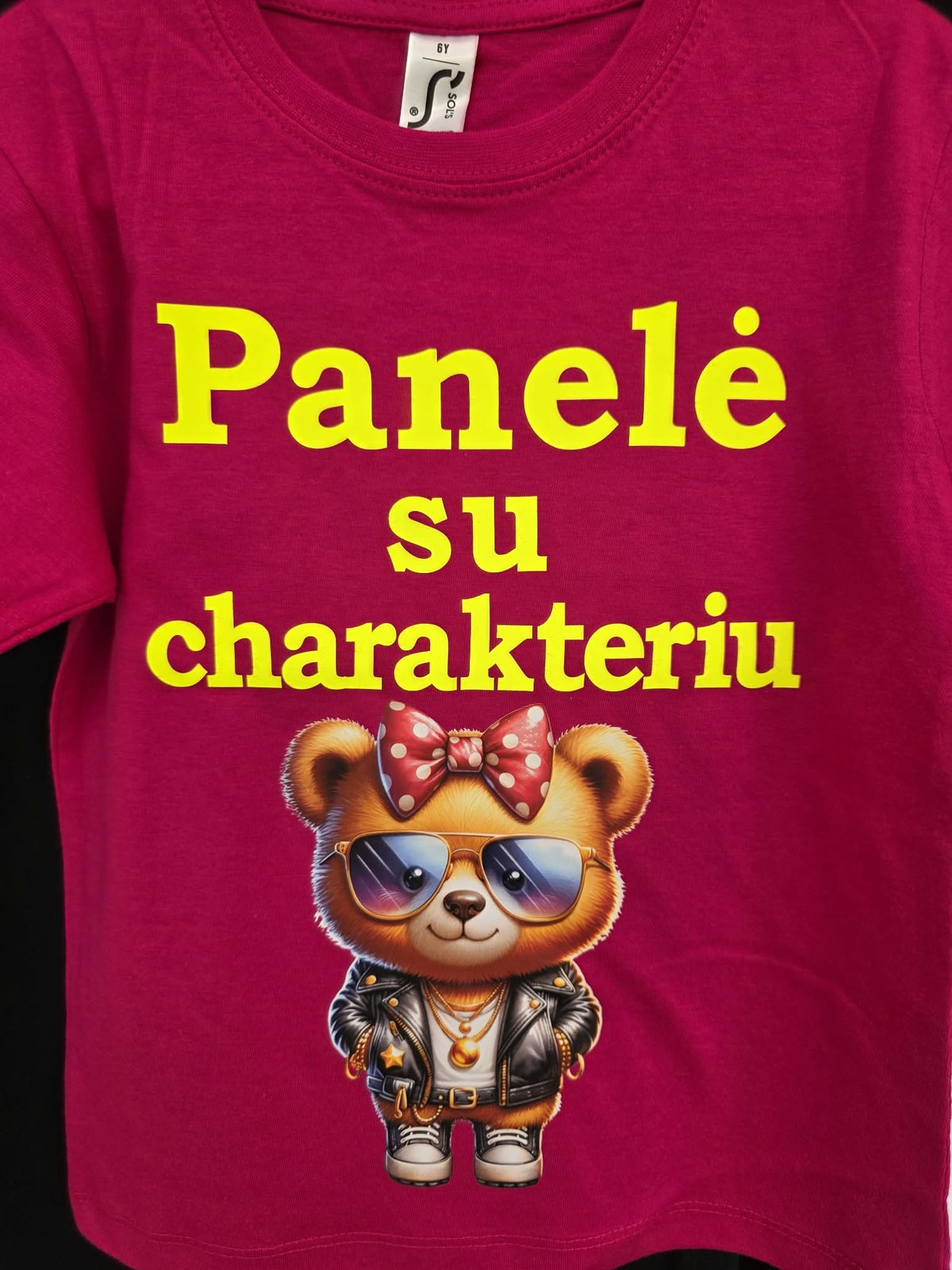 Panelei su charakteriu